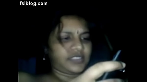 India Si Istri Malu, Dinikmati Suami Sambil Bergairah.