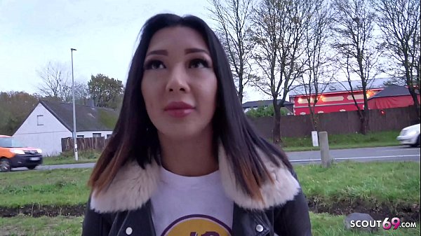 Cewek Thailand Dari Flensburg Di Casting Jalanan Beneran, Digenjot Sama Scout Jerman