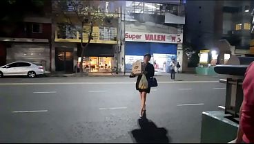 Di Tengah Wabah Dan Gegeran Rock And Roll, Dalam Karantina Penuh Nyokap Temenku Pergi Ke Supermarket Dan Dapat Dua Jenis Siapa Aja Satu