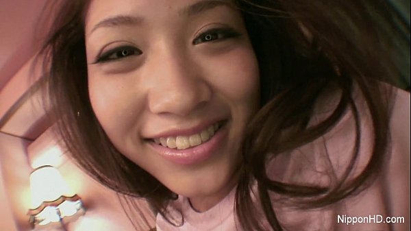 Cewek Jepang Nge-*blowjob* Dari Sudut Pandang Pertama, Bikin Lo Ngilu