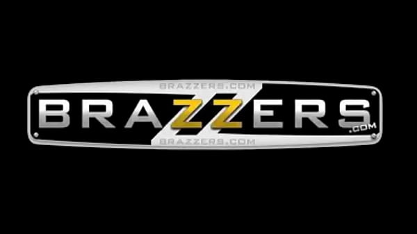 Brazzers, Bintang Porno Sange, Toket Gede Bikin Crot
