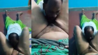 Pembantu Menjilati Memek Majikannya Dengan Nafsu Bejat