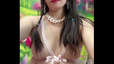 Gadis Manis Asia, Bikin Ngiler Pengen Gigit Bibirnya