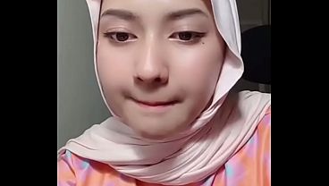 Jilbab Live, Ngenakin Banget, Bikin Pengen Liat Lebih Dalam
